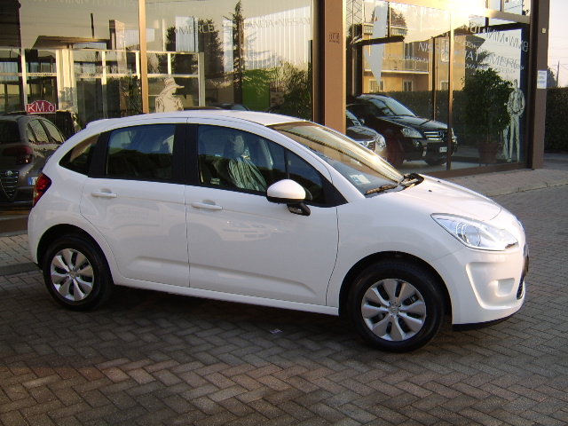 Descrizione: Descrizione: Descrizione: Descrizione: C:\Users\OFFICINA\Documents\images\STA71609.jpg